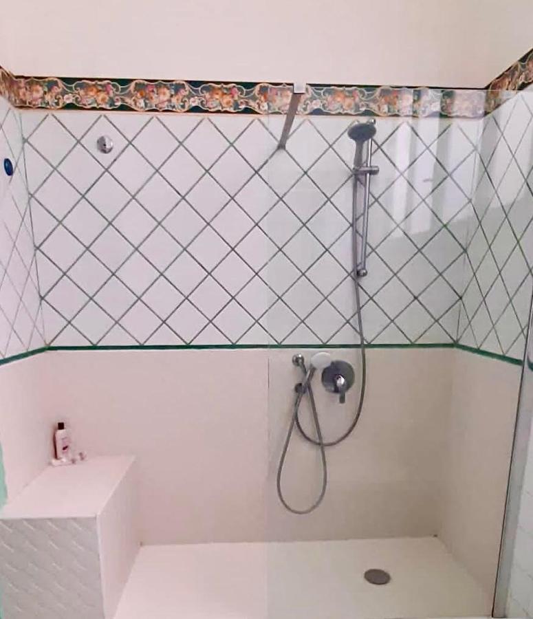 Villa La Terrazza Suites Соренто Екстериор снимка