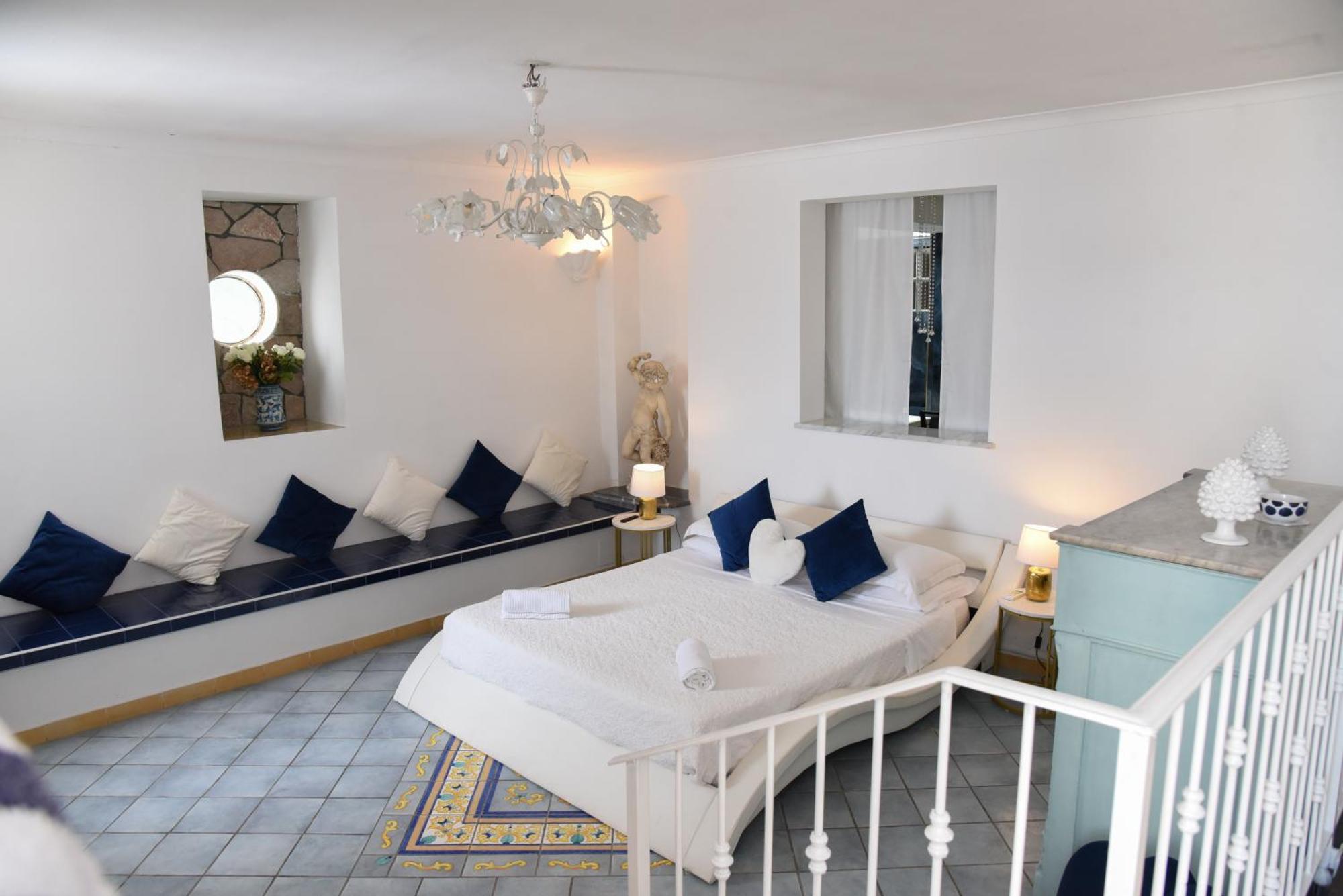 Villa La Terrazza Suites Соренто Екстериор снимка